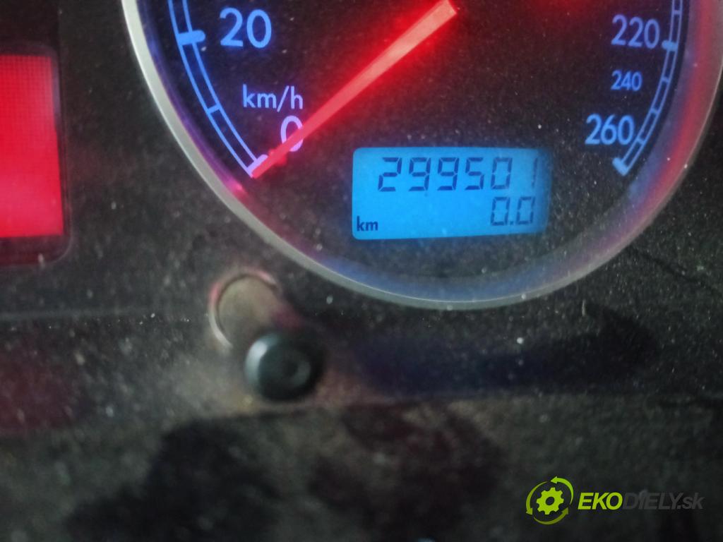VW PASSAT B5.5 (3B3) SEDAN 2001 96,00 1.9 TDI - AWX 1896,00 Prístrojovka elektrický 3B0920825A ; 110080052002