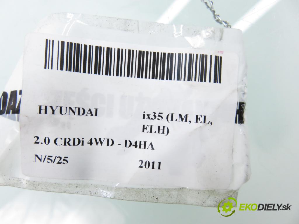 HYUNDAI ix35 (LM, EL, ELH) SUV 2011 135,00 2.0 CRDi 4WD 184 - D4HA 1995,00 prepínač výstražných (núdzových) 937902S100BLH