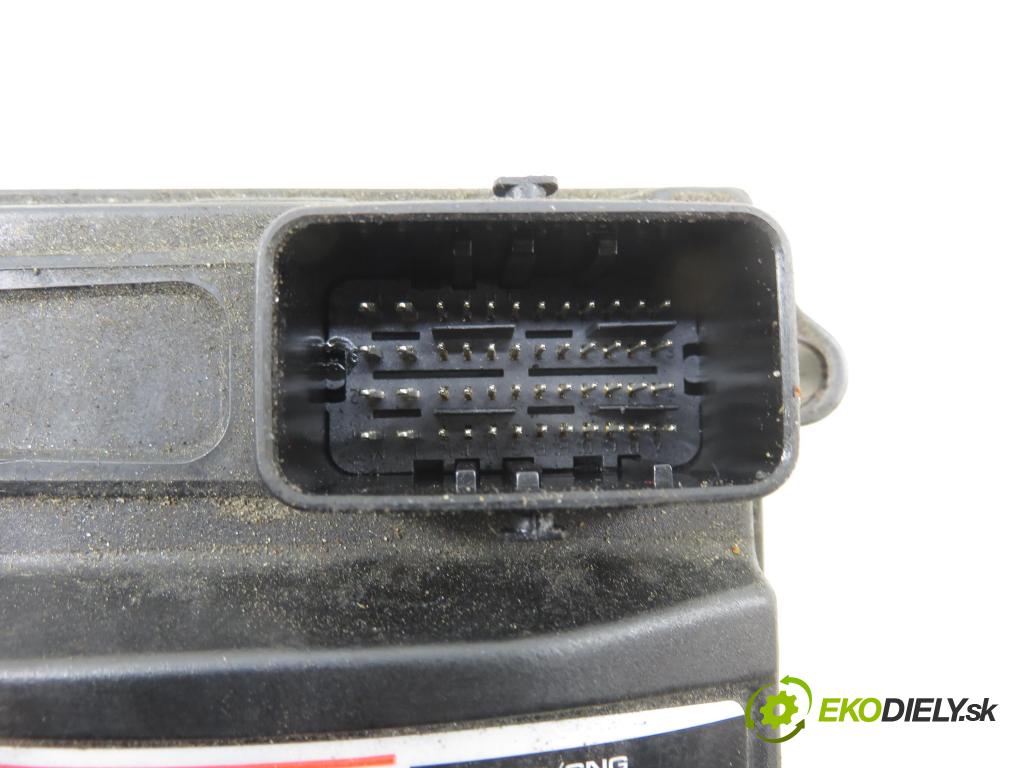 FORD FOCUS II (DA_, HCP) HB 2005 74,00 1.6 - SHDC 1596,00 Riadiaca jednotka LPG 67R014903