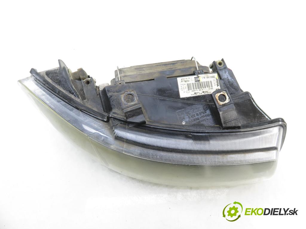 SEAT LEON (1M1) HB 2004 77,00 1.6 16 V - BCB 1598,00 Svetlo PP 1M1941002D