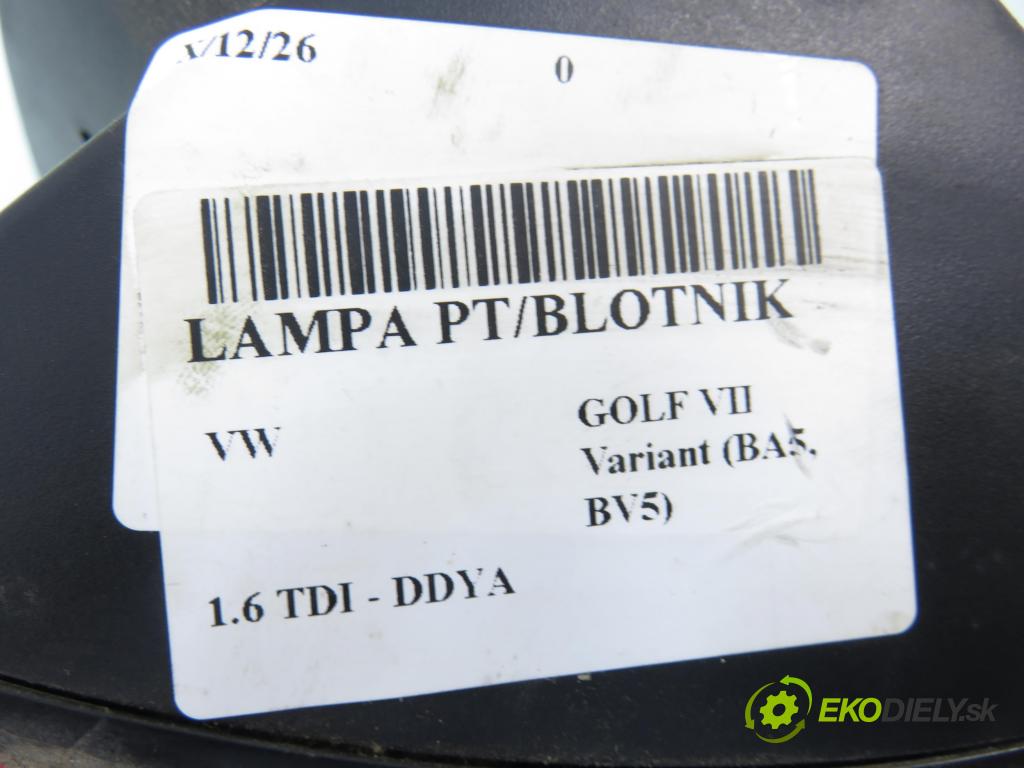 VW GOLF VII Variant (BA5, BV5) KOMBI 2019 850,00 1.6 TDI CR 115 - DGTE 1598,00 Svetlo pravé zadné 5G9945096E