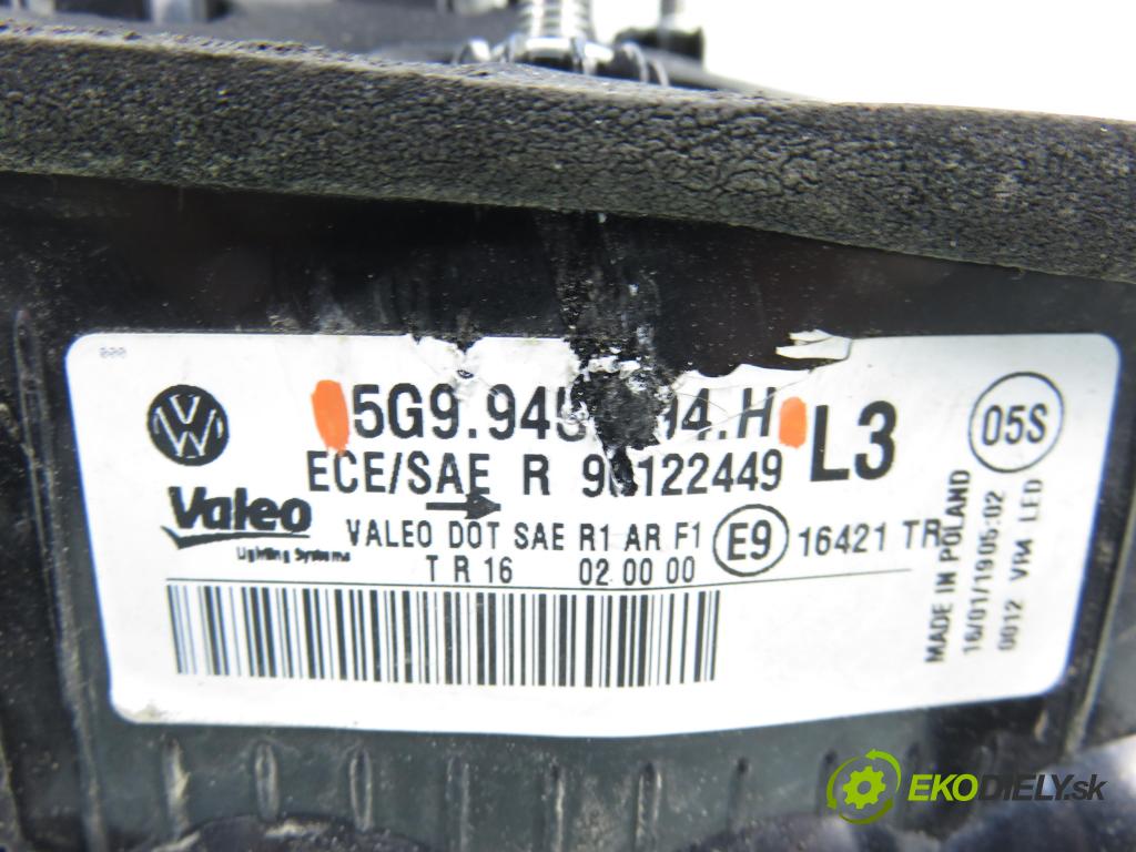 VW GOLF VII Variant (BA5, BV5) KOMBI 2019 850,00 1.6 TDI CR 115 - DGTE 1598,00 Svetlo pravé zadné kufor 5G9945094H