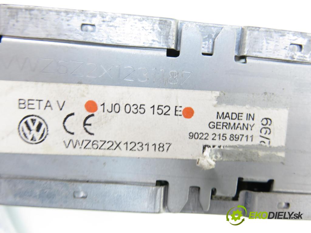 VW BORA (1J2) SEDAN 1999 74,00 1.6 - AKL 1595,00 RADIO Modul 1J0035152E