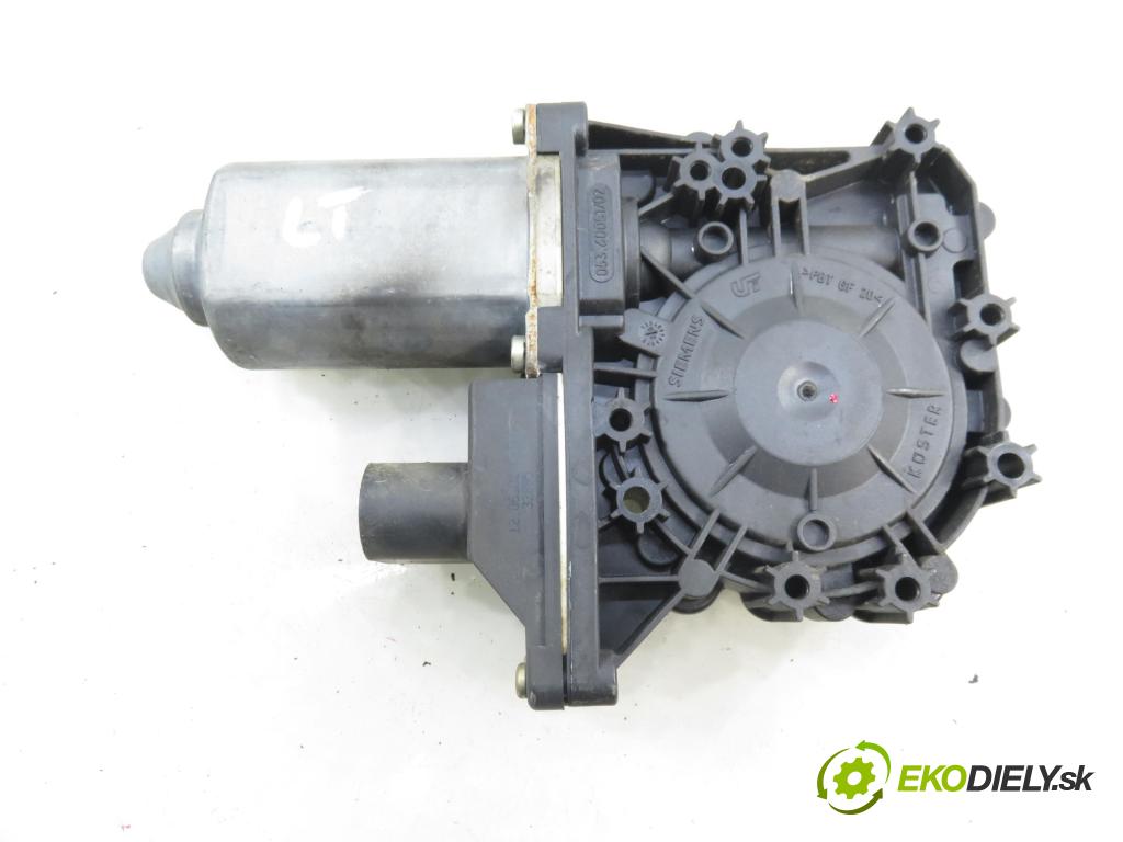 AUDI A3 (8L1) HB 2002 74,00 1.9 TDI - AXR 1896,00 Motorček sťahovania okien LT 8L4959801A