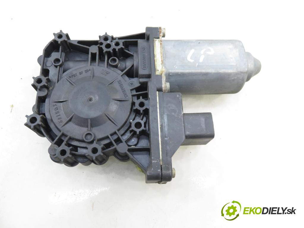 AUDI A3 (8L1) HB 2002 74,00 1.9 TDI - AXR 1896,00 Motorček sťahovania okien LP 8L4959801C