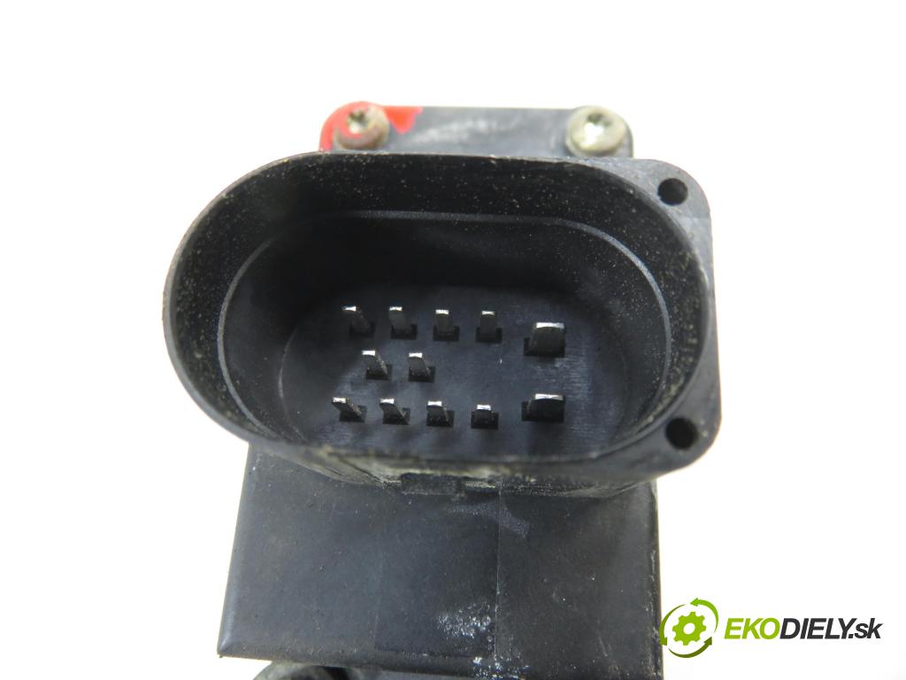 AUDI A3 (8L1) HB 2002 74,00 1.9 TDI - AXR 1896,00 Motorček sťahovania okien LP 8L4959801C