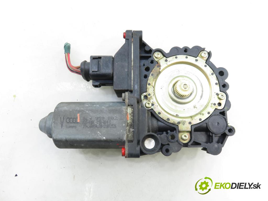 AUDI A3 (8L1) HB 2002 74,00 1.9 TDI - AXR 1896,00 Motorček sťahovania okien PP 8L1959802C