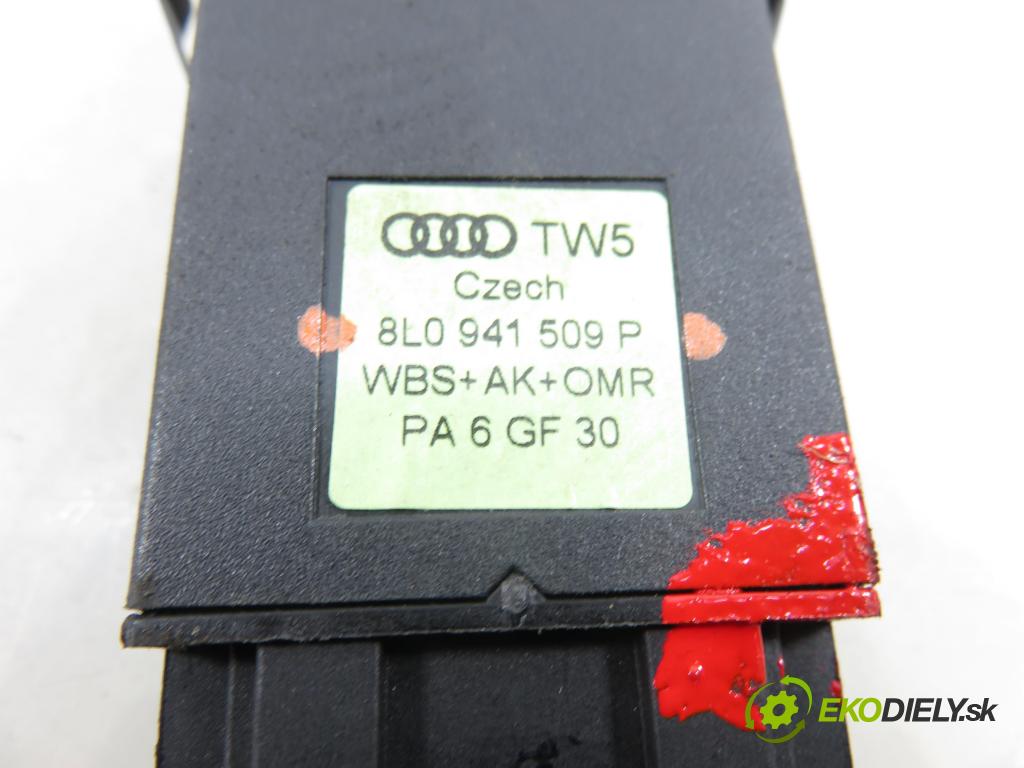 AUDI A3 (8L1) HB 2002 74,00 1.9 TDI - AXR 1896,00 prepínač výstražných (núdzových) 8L0941509P