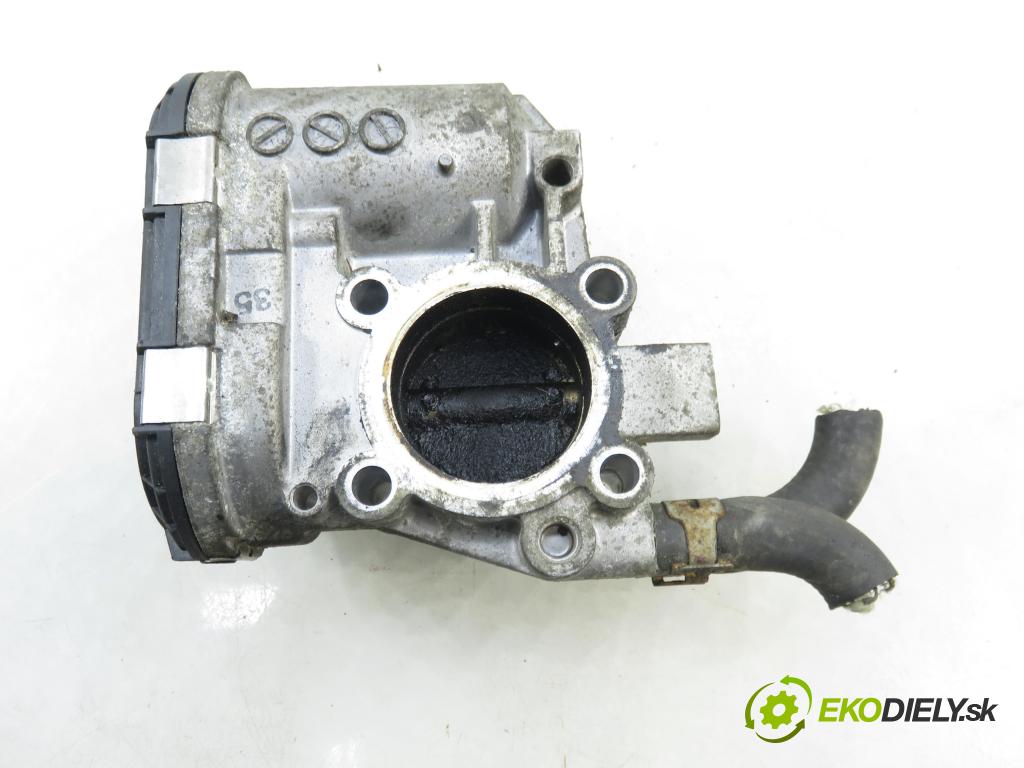 OPEL CORSA C (X01) HB 2002 43,00 1.0 12V 58 - Z 10 XE 973,00 škrtíci klapka 9157512 (Škrticí klapka)