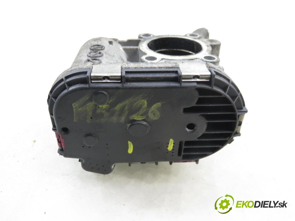 OPEL CORSA C (X01) HB 2002 43,00 1.0 12V 58 - Z 10 XE 973,00 Škrtiaca klapka 9157512 (Škrtiaca klapka)