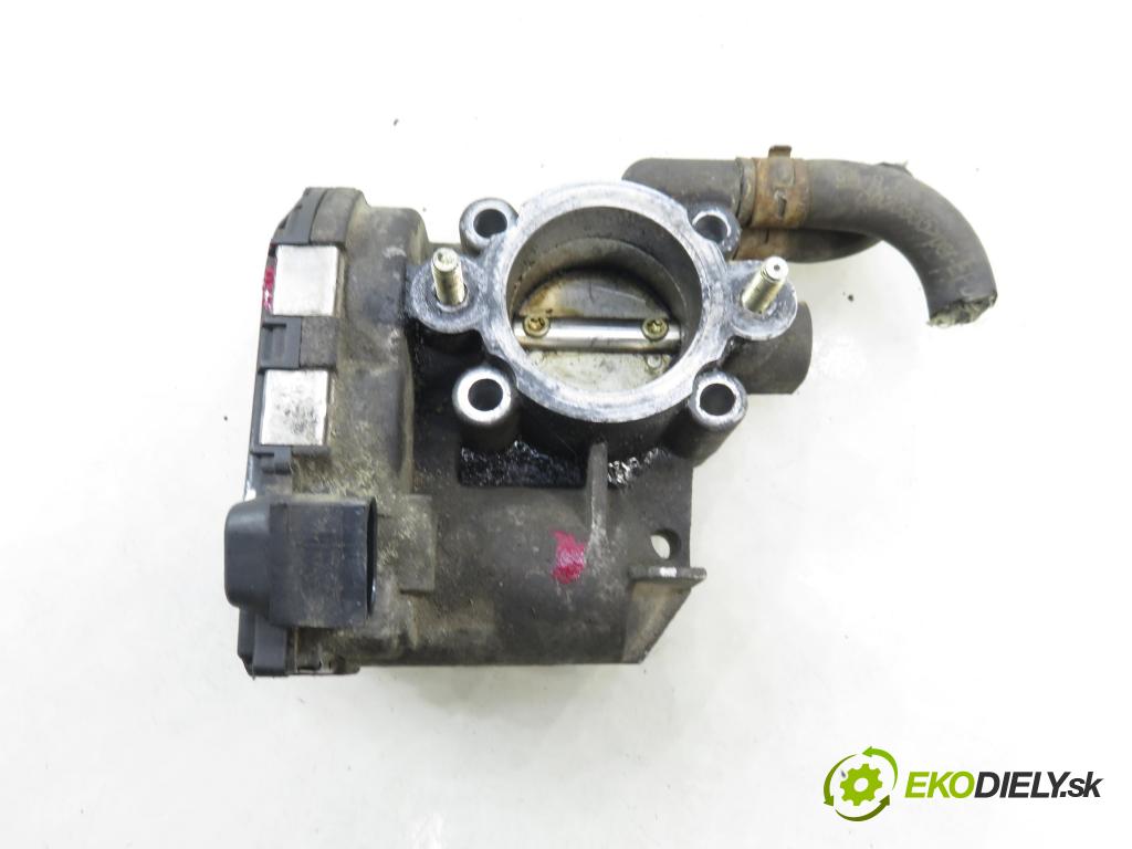 OPEL CORSA C (X01) HB 2002 43,00 1.0 12V 58 - Z 10 XE 973,00 Škrtiaca klapka 9157512 (Škrtiaca klapka)