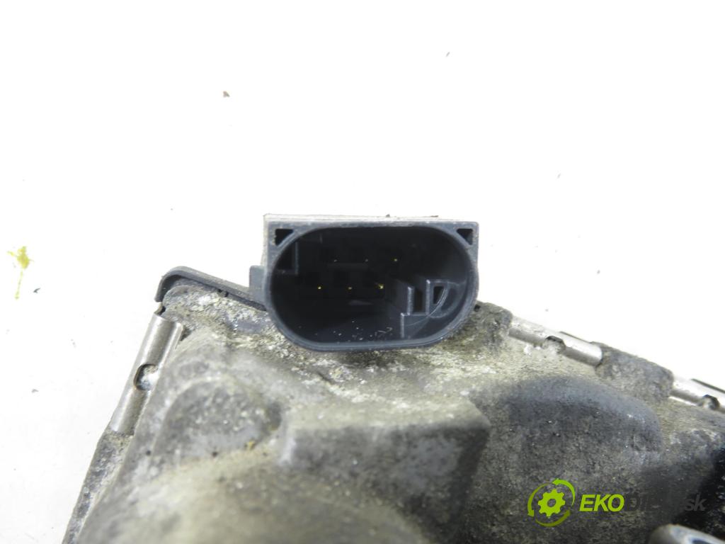 OPEL CORSA C (X01) HB 2002 43,00 1.0 12V 58 - Z 10 XE 973,00 Škrtiaca klapka 9157512 (Škrtiaca klapka)