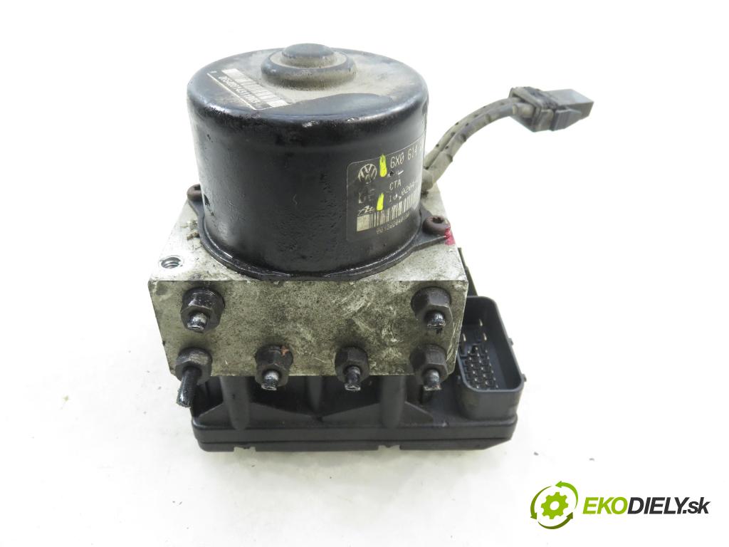 VW POLO (6N2) HB 2000 40,00 1.4 - ANX 1390,00 Pumpa ABS 6X0907379B ; 10094903483 ; 6X0614117 (Pumpa ABS)