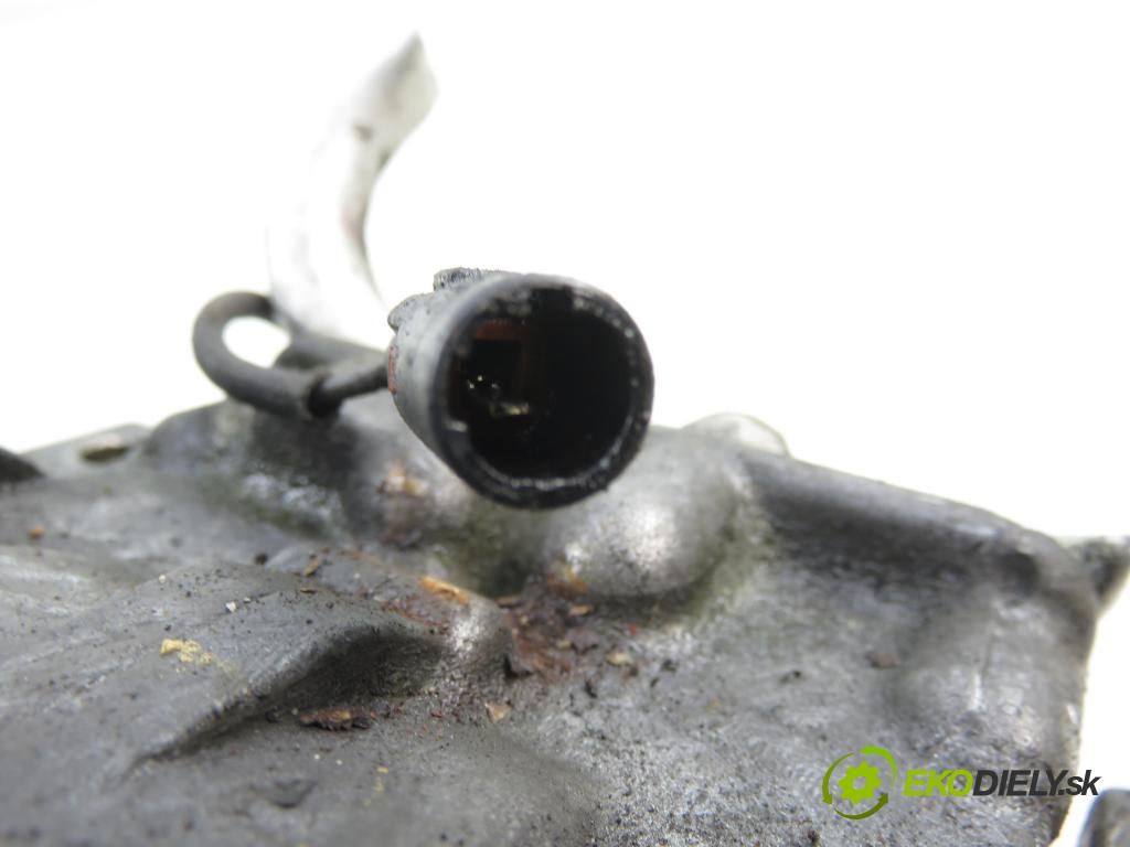 SUZUKI LIANA (ER) HB 2007 79,00 1.6 4WD - M16A 1586,00 KOMPRESOR: klimatizácie 4472203394 (Kompresor klimatizácie)