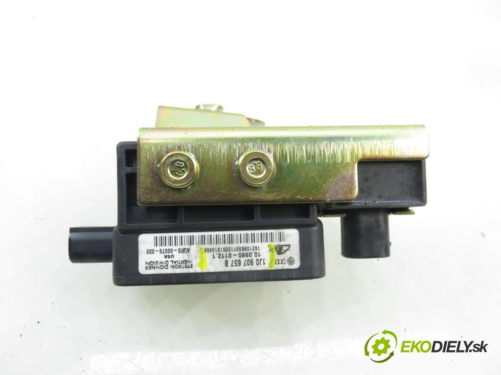 AUDI A3 (8L1) HB 2000 81,00 1.9 TDI - ASV 1896,00 Snímač ESP 1J0907657B ; 1J1907637B ; 1J097651A