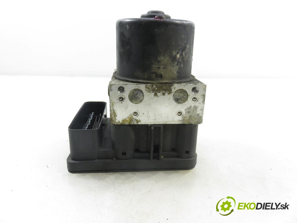 AUDI A3 (8L1) HB 2000 81,00 1.9 TDI - ASV 1896,00 pumpa ABS 1C0907379E ; 10096003133 (Pumpa ABS)