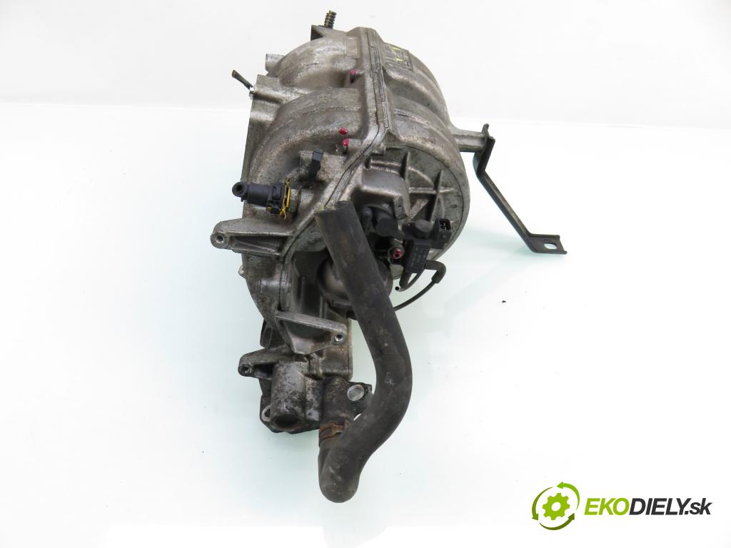 OPEL ASTRA G liftback (T98) HB 1999 85,00 1.8 16V - X 18 XE1 1796,00 potrubí 90536060