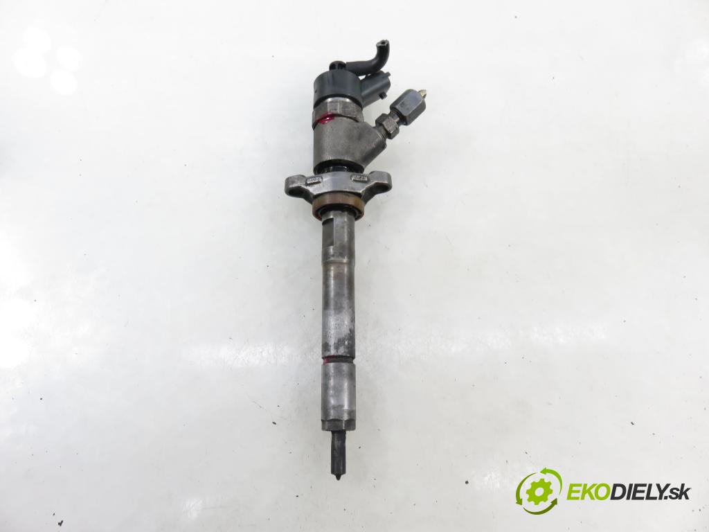 CITROEN XSARA PICASSO (N68) MINIVAN 2004 80,00 1.6 HDi 109 - 9HY (DV6TED4) 1560,00 vstrekovač 0445110188 (Vstrekovač paliva)