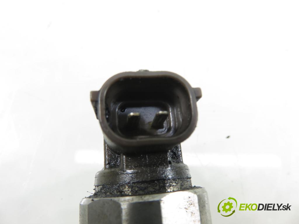 OPEL MERIVA A nadwozie wielkoprzestrzenne (MPV) (X03) HB 2004 74,00 1.7 CDTI 100 - Z 17 DTH 1686,00 vstrekovač 8973138612 (Vstrekovač paliva)