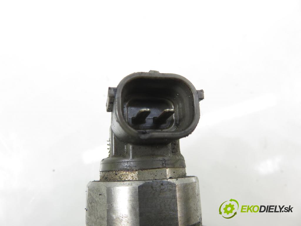 OPEL MERIVA A nadwozie wielkoprzestrzenne (MPV) (X03) HB 2004 74,00 1.7 CDTI 100 - Z 17 DTH 1686,00 vstrekovač 8973138612 (Vstrekovač paliva)