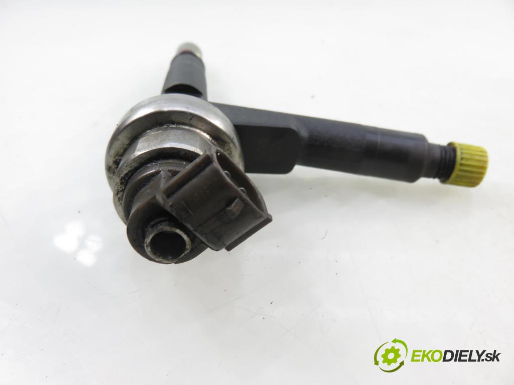 OPEL MERIVA A nadwozie wielkoprzestrzenne (MPV) (X03) HB 2004 74,00 1.7 CDTI 100 - Z 17 DTH 1686,00 vstrekovač 8973138612 (Vstrekovač paliva)