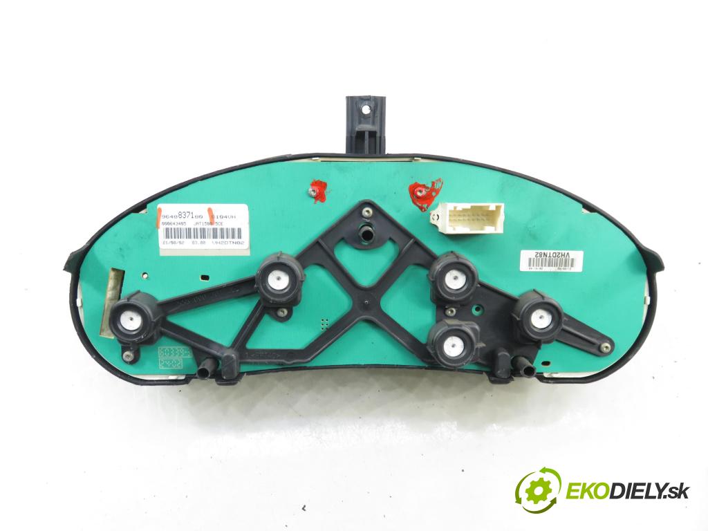 PEUGEOT 206 CC (2D) CABRIO 2002 80,00 1.6 16V - NFU 1587,00 Prístrojovka elektrický 9648837180