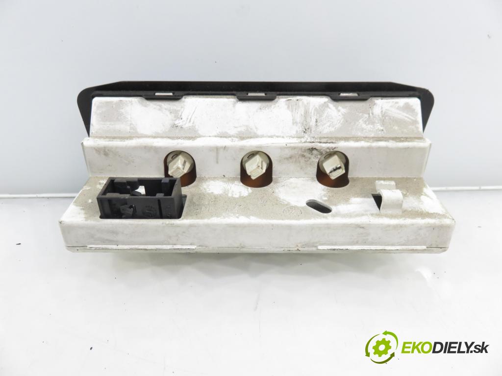 PEUGEOT 206 CC (2D) CABRIO 2002 80,00 1.6 16V - NFU 1587,00 ZOBRAZIT: 9641014877