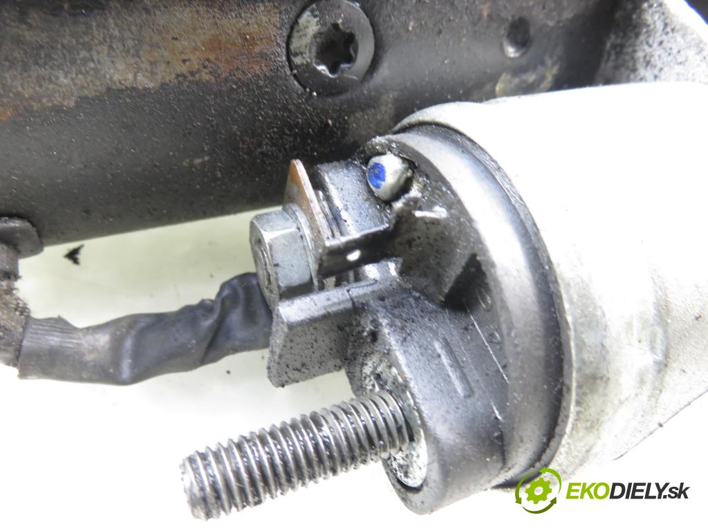 VW PASSAT B5.5 (3B3) SEDAN 2001 96,00 1.9 TDI - AWX 1896,00 Štartér STX200010R (Štartér)