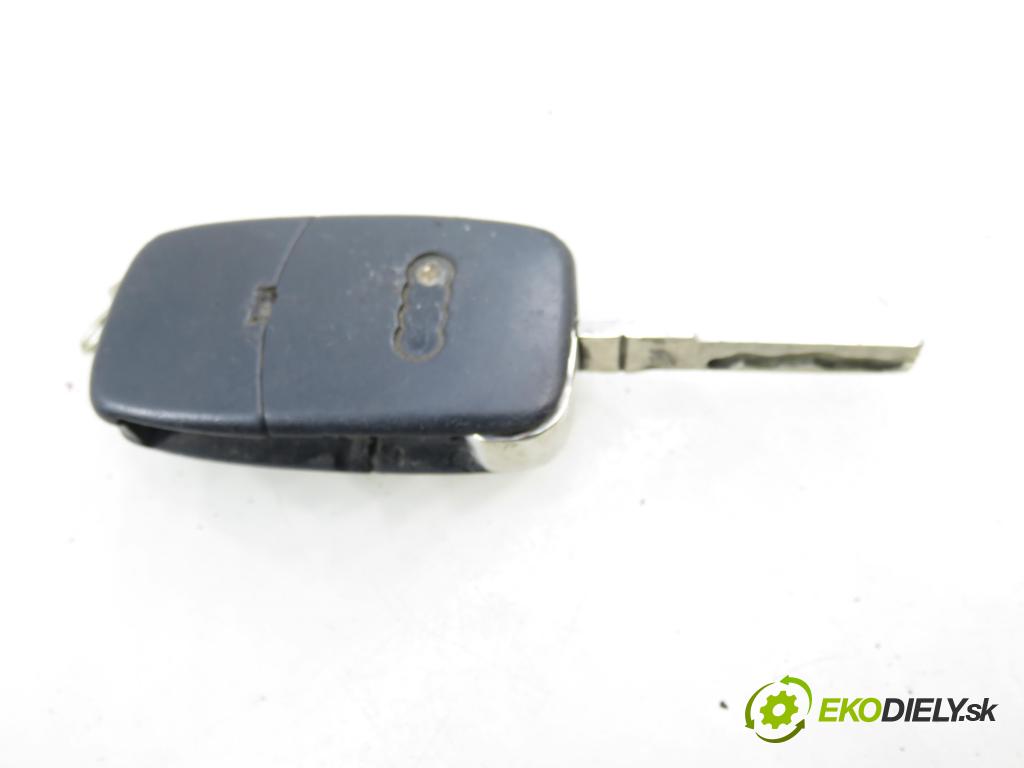 AUDI A3 (8L1) HB 2001 92,00 1.8 - AGN 1781,00 spinačka / zámky 4B0905851C