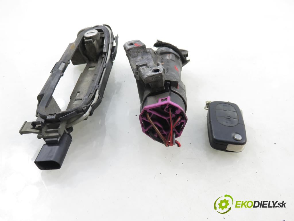 AUDI A3 (8L1) HB 2001 92,00 1.8 - AGN 1781,00 spinačka / zámky 4B0905851C