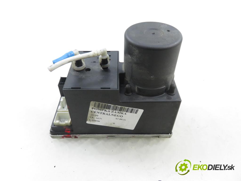 AUDI A3 (8L1) HB 2001 92,00 1.8 - AGN 1781,00 pumpa zámku centrálneho 8D0862257