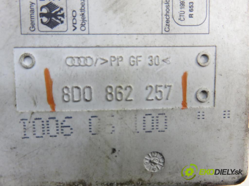 AUDI A3 (8L1) HB 2001 92,00 1.8 - AGN 1781,00 pumpa zámku centrálneho 8D0862257