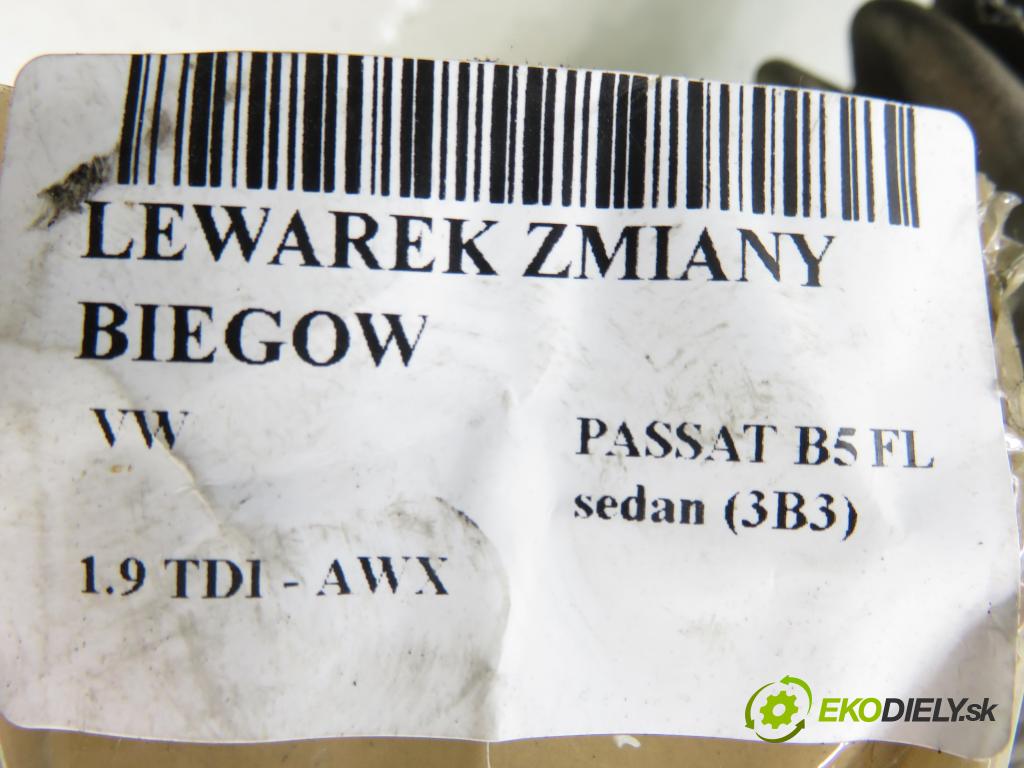 VW PASSAT B5.5 (3B3) SEDAN 2001 96,00 1.9 TDI - AWX 1896,00 ZVEDÁK: 4B0711025E