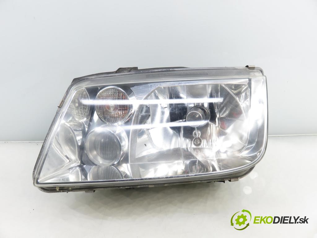 VW BORA (1J2) SEDAN 2000 85,00 2 - AQY 1984,00 Svetlo LP 