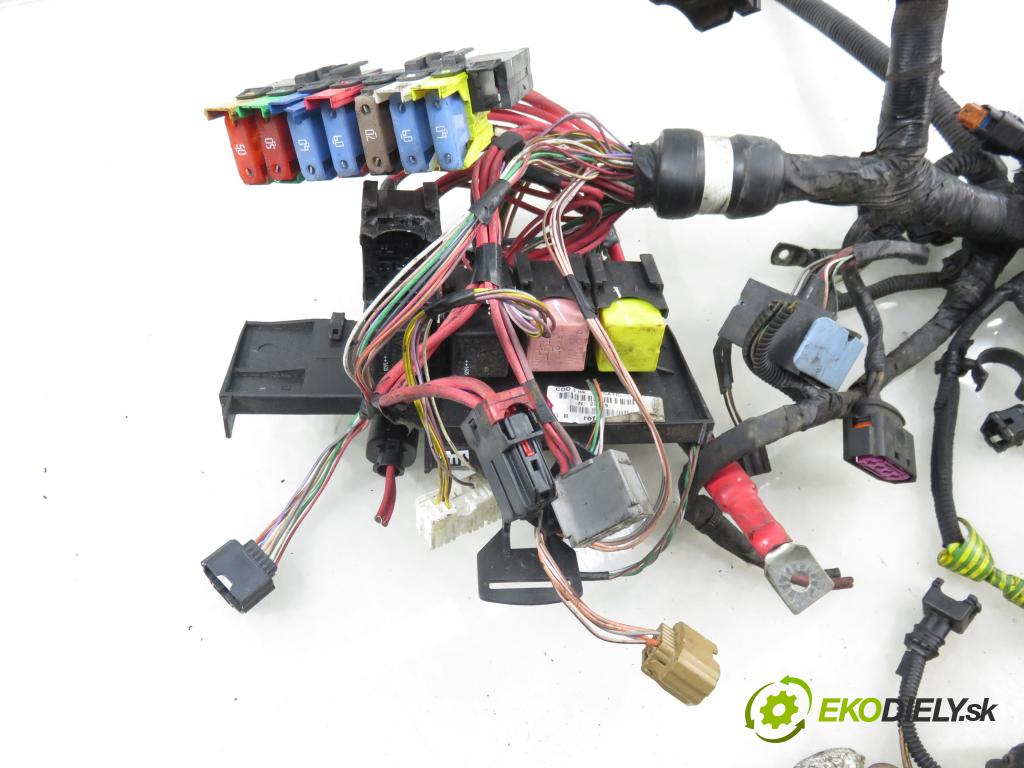 RENAULT MASTER III Platforma / podwozie (EV, HV, UV) KABINA/PLATFORMA 2016 120,00 2.3 dCi 165 FWD - M9T 702 2298,00 BALÍČEK: elektrická Motor