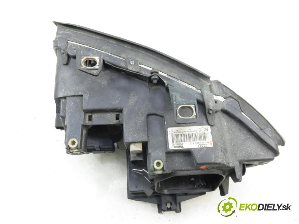 AUDI A4 Avant (8E5, B6) KOMBI 2004 140,00 1.8 T quattro - BEX 1781,00 Svetlo PP 8E0941004F