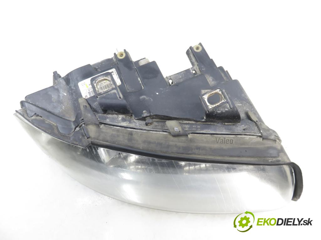 AUDI A4 Avant (8E5, B6) KOMBI 2003 96,00 1.9 TDI PD 130 - AVF 1896,00 Svetlo PP 8E0941004F