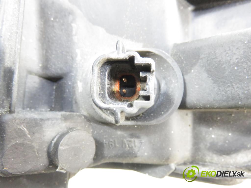 NISSAN PATHFINDER III (R51) TERENOWY 2007 198,00 4.0 4WD 269 - VQ40DE 3954,00 Svetlo LP