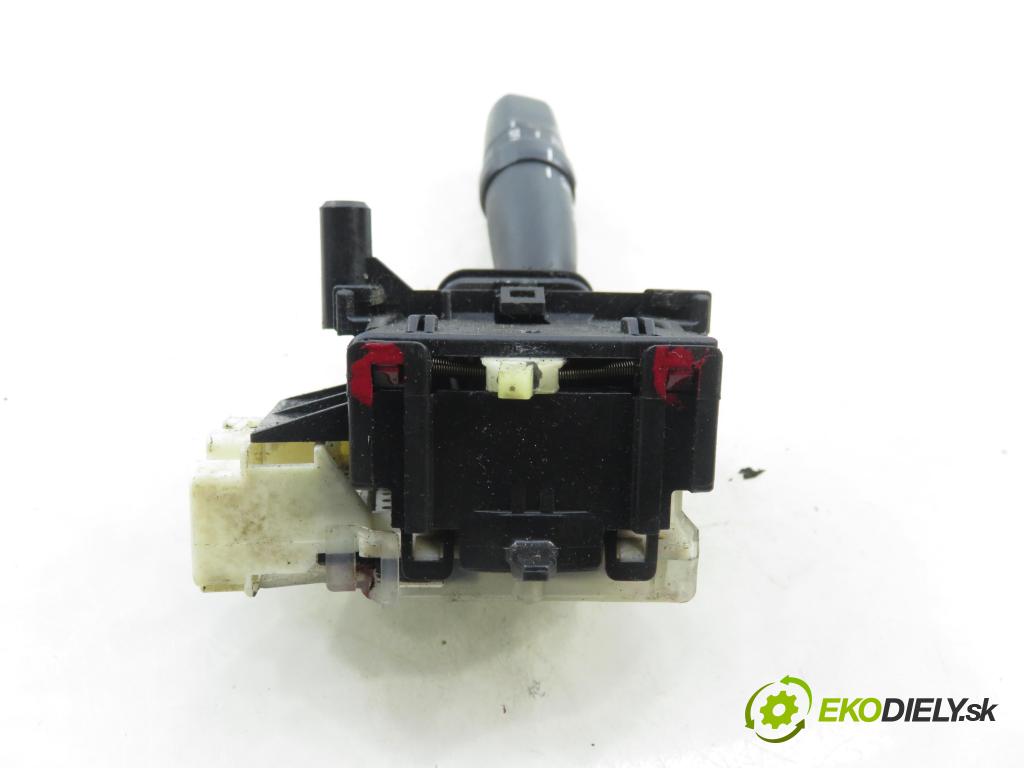 TOYOTA AVENSIS VERSO (_M2_) MINIVAN 2004 85,00 2.0 D (CLM20_) - 1CD-FTV 1995,00 / páčka ľavá strana 8414044030