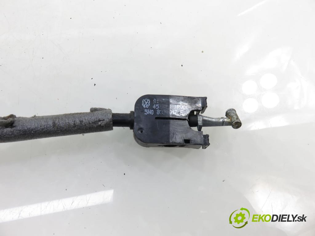 VW GOLF VII Variant (BA5, BV5) KOMBI 2019 850,00 1.6 TDI CR 115 - DGTE 1598,00 zámok 5TA839015E