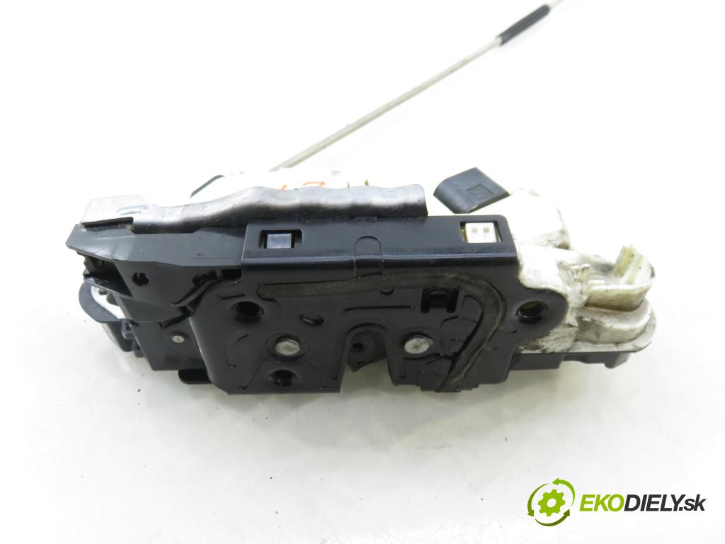 SEAT IBIZA IV (6J5, 6P1) HB 2012 77,00 1.6 TDI - CAYC 1598,00 zámok 5N1837015C