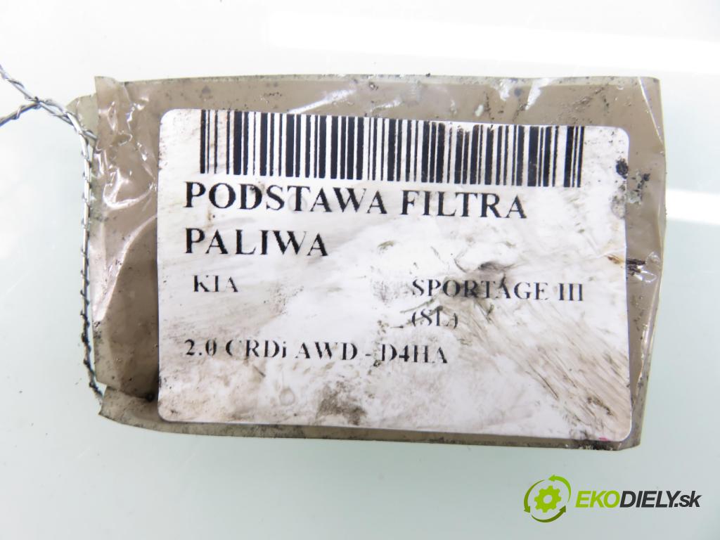 KIA SPORTAGE (SL) SUV 2011 100,00 2.0 CRDi AWD 136 - D4HA 1995,00 obal filtra paliva  (Kryt palivového filtru)