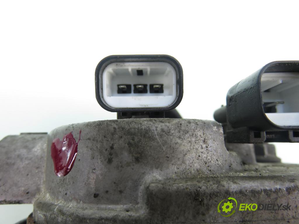 KIA SPORTAGE (SL) SUV 2011 100,00 2.0 CRDi AWD 136 - D4HA 1995,00 obal filtra paliva  (Kryt palivového filtru)