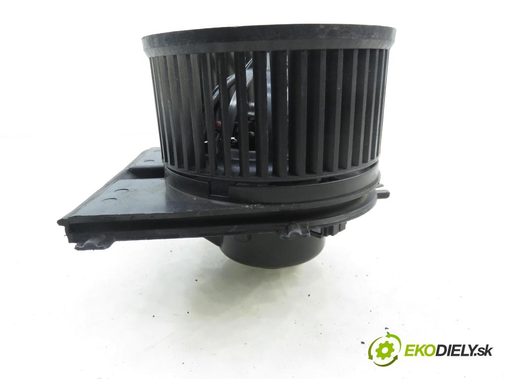 AUDI A3 (8L1) HB 1999 81,00 1.9 TDI 110 - AHF 1896,00 Ventilátor vetráku TG26