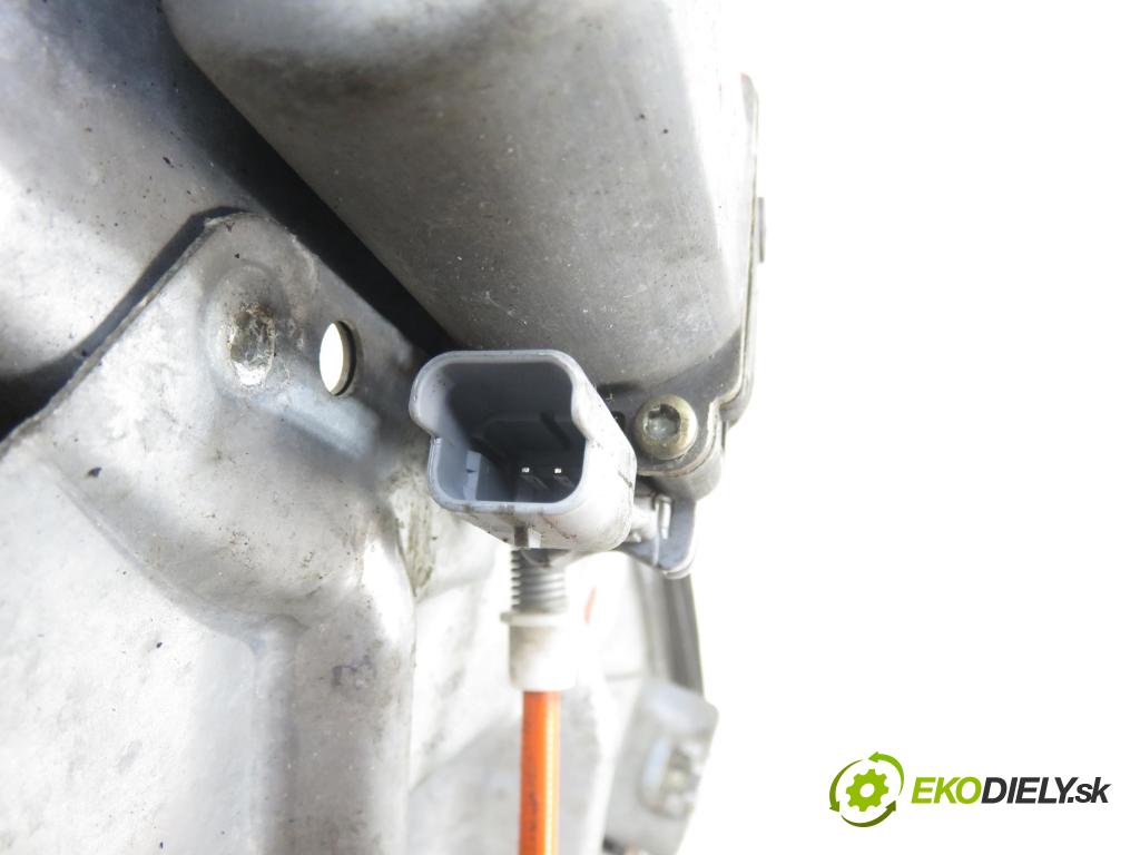 PEUGEOT 206 CC (2D) CABRIO 2002 80,00 1.6 16V - NFU 1587,00 Mechanizmus okien 636597380G