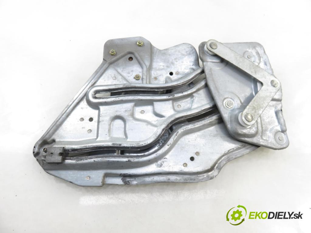 PEUGEOT 206 CC (2D) CABRIO 2002 80,00 1.6 16V - NFU 1587,00 Mechanizmus okien 636597380G