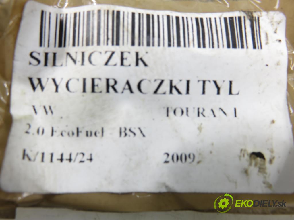VW TOURAN (1T1, 1T2) MINIVAN 2009 80,00 2.0 EcoFuel - BSX 1984,00 Motorček stierače zadné 1T0955711C ; 0390201598