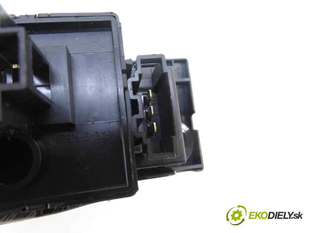 VW GOLF III Variant (1H5) KOMBI 1997 66,00 1.9 TDI - 1Z 1896,00 přepínač světla 1H6941531P