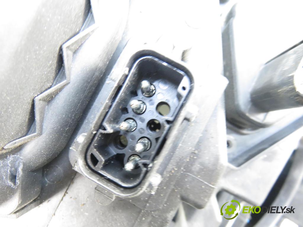 BMW X3 (E83) SUV 2004 110,00 2.0 d 150 - M47 D20 (204D4) 1995,00 Svetlo PP 0301210204 ; 3418412