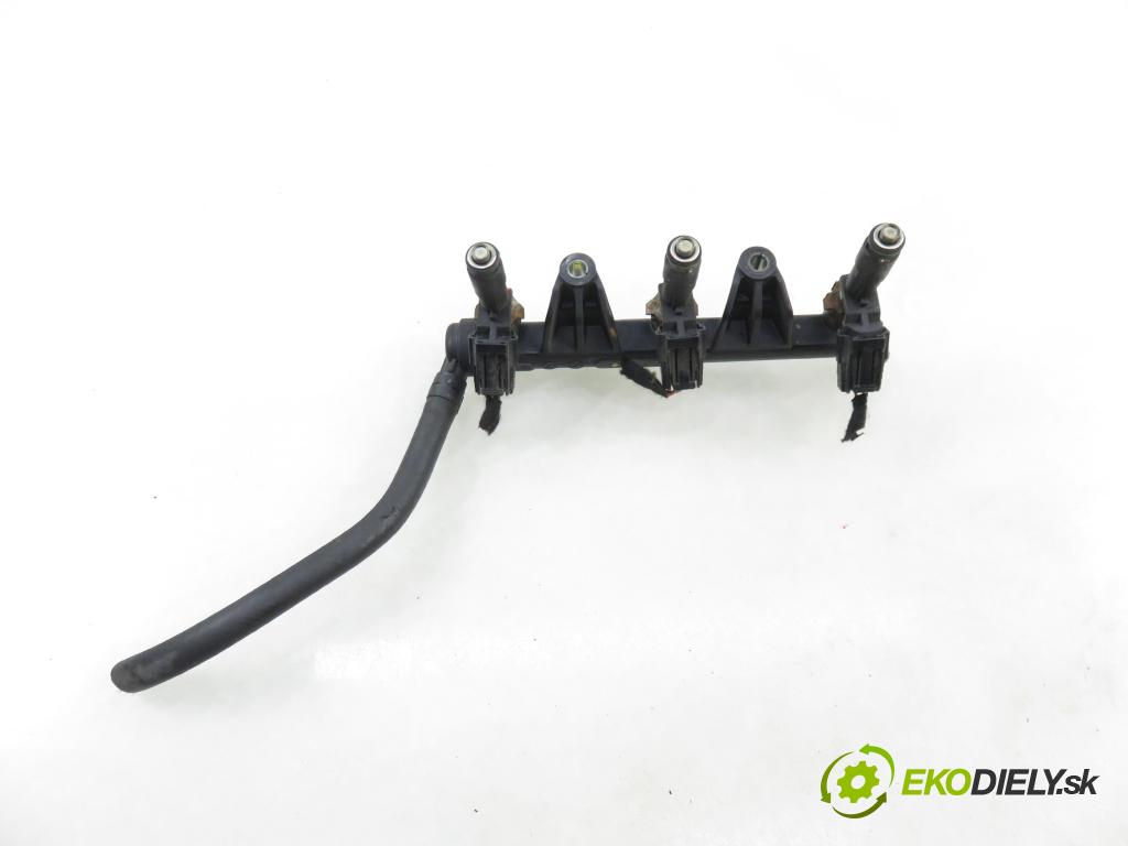 VW POLO (9N_) HB 2009 44,00 1.2 6V 60 - BBM 1198,00 Lišta vstrekovacia 03D906031G ; 03D133319K (Vstrekovacia lišta)